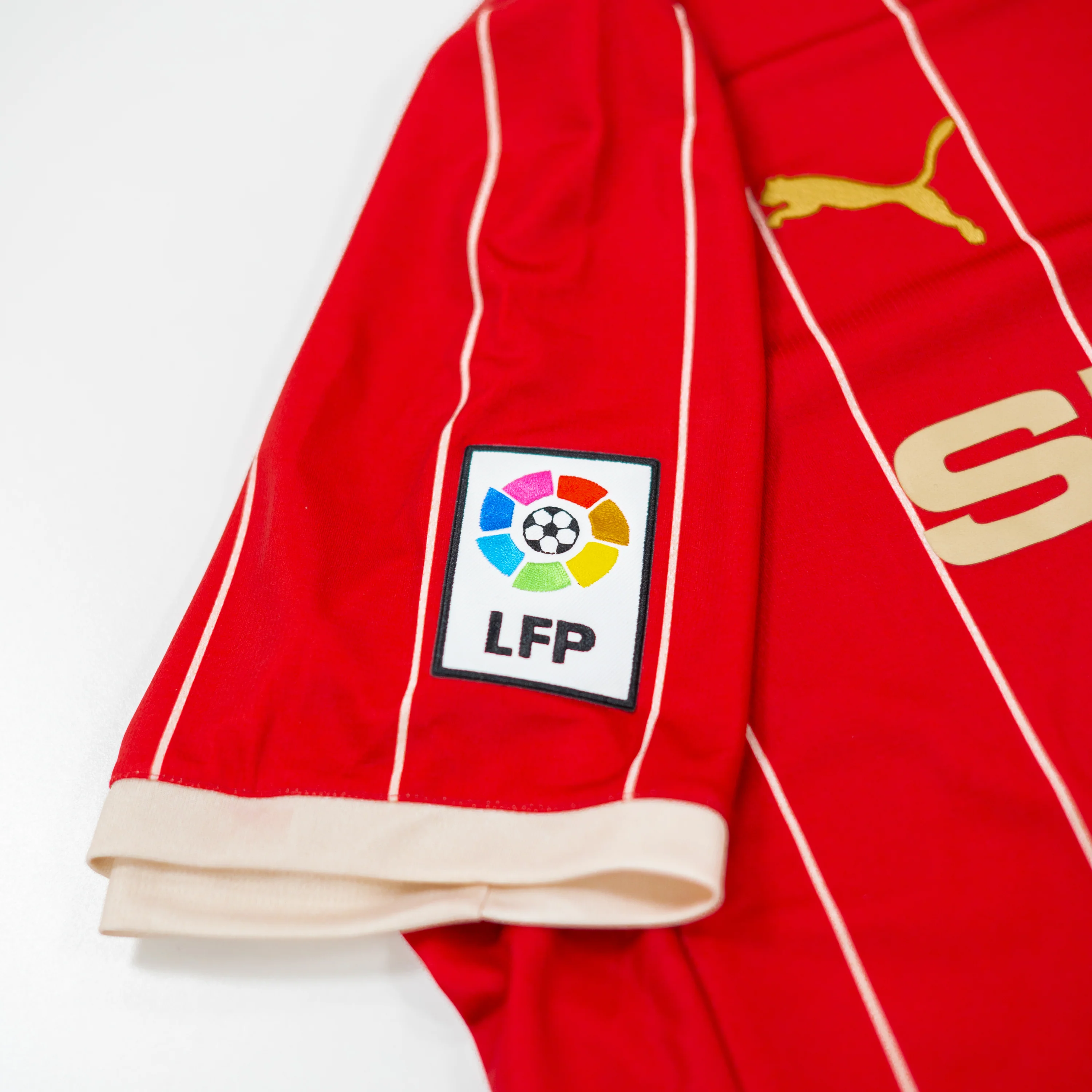 CAMISETA RETRO 1ST ED. ESPECIAL 2025/26 - Image 6