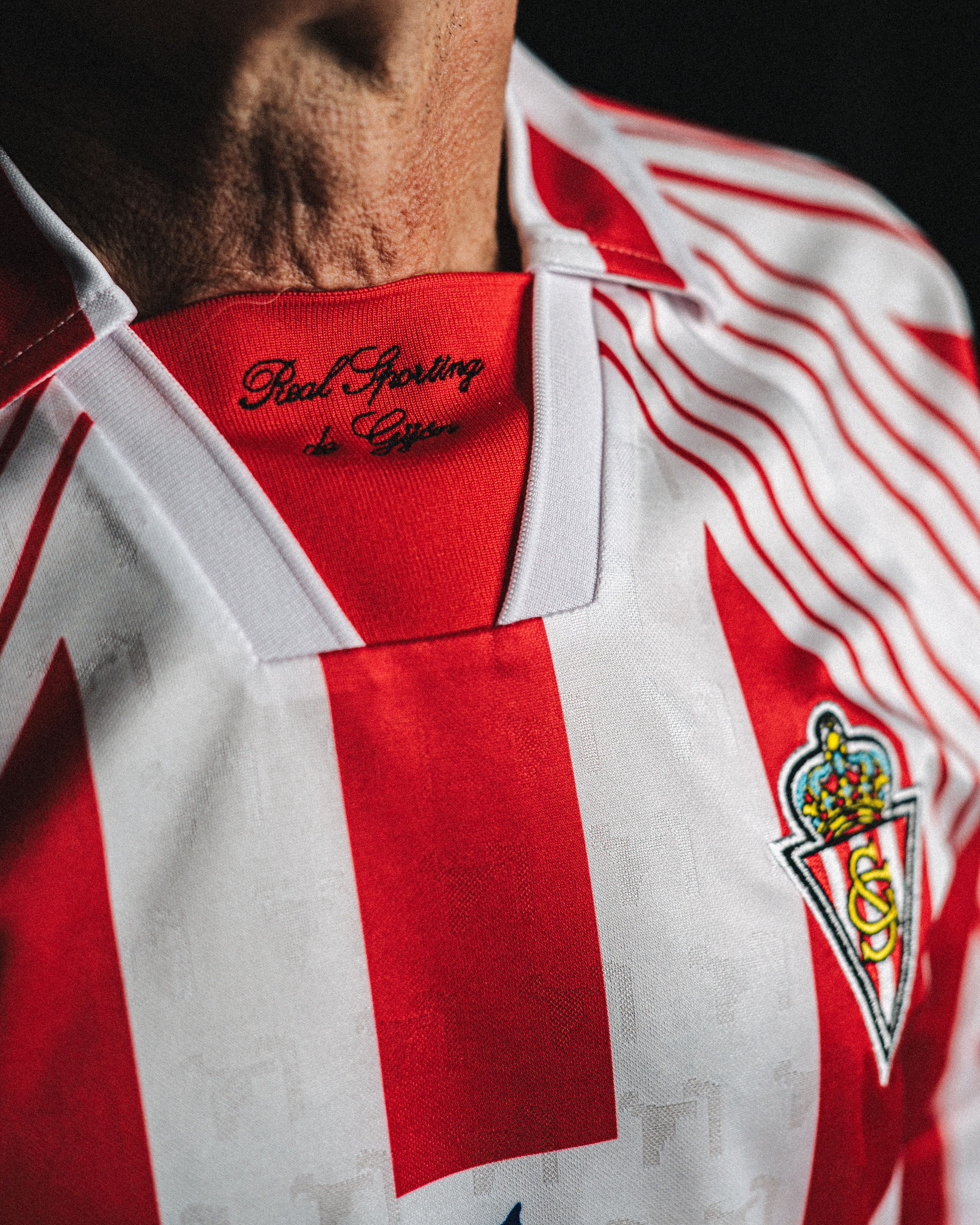 CAMISETA ROJIBLANCA M/L 1995/96 - Image 3