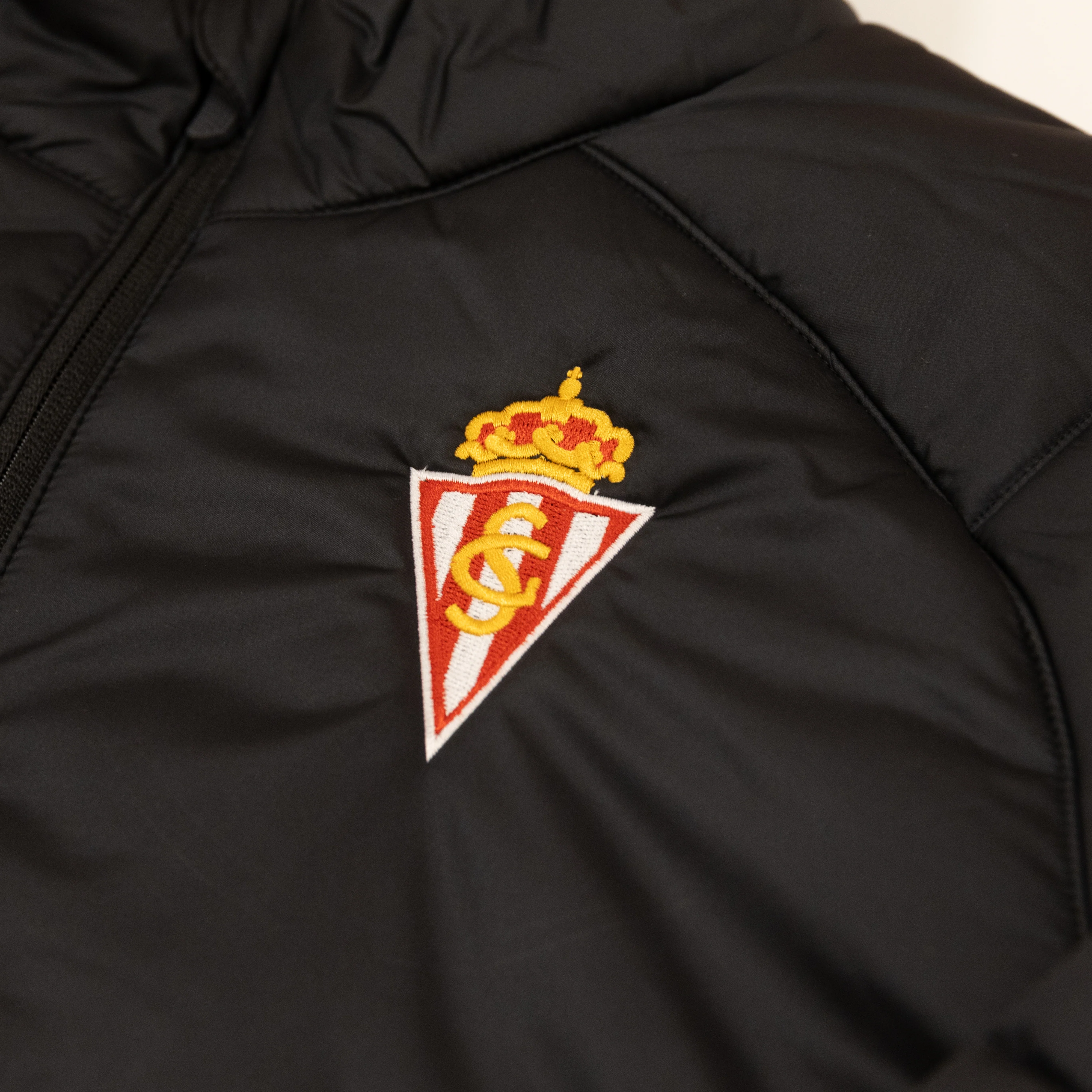 FB CHAQUETÓN - Image 2