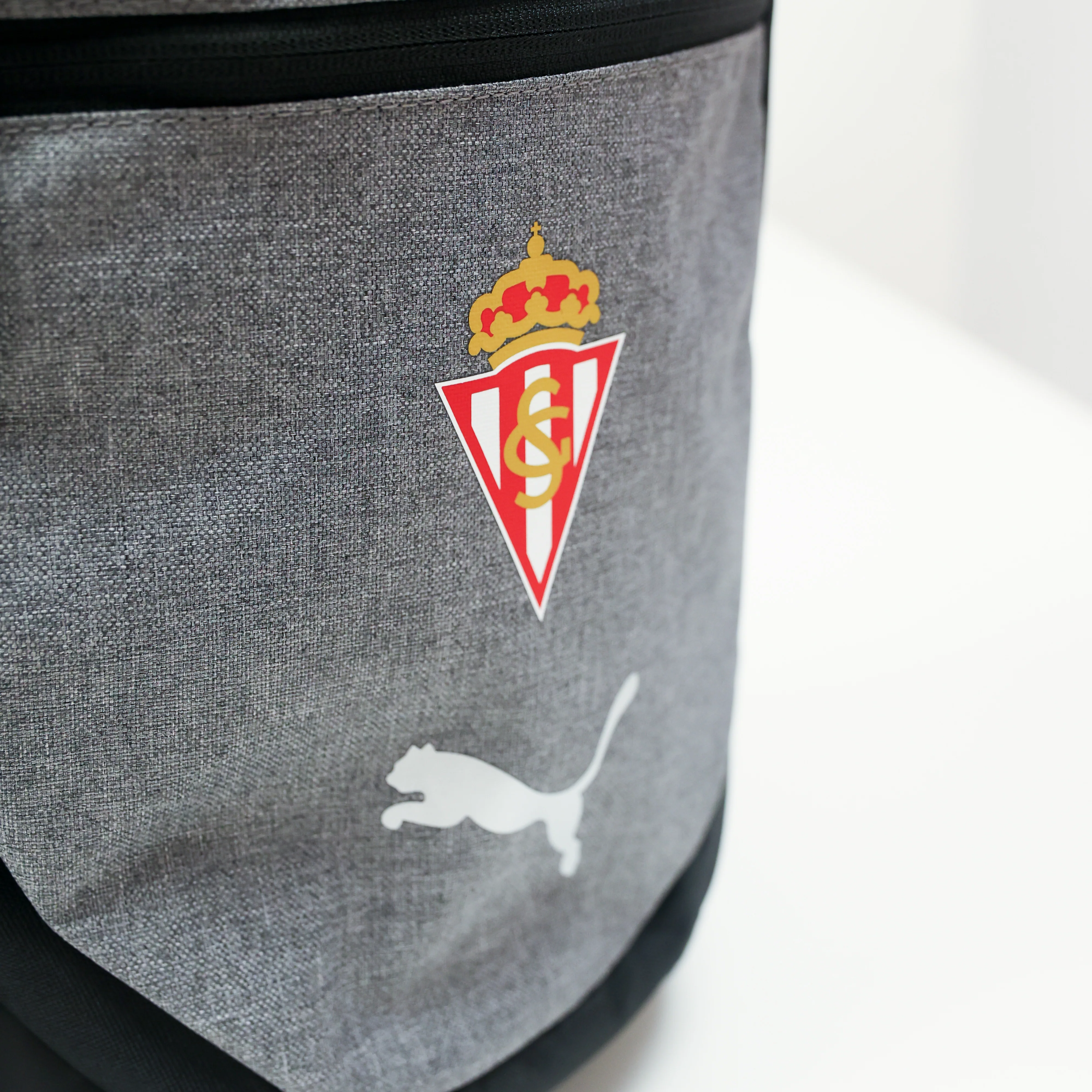 MOCHILA PUMA GRIS 25/26 - Image 3