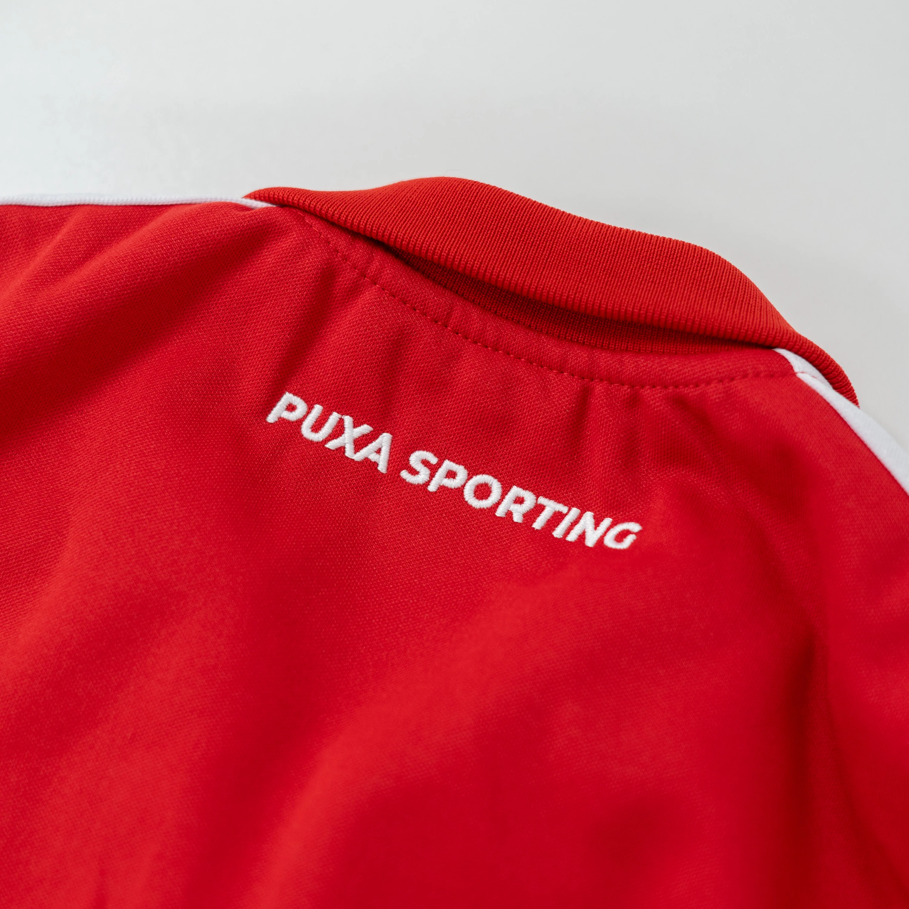 SUDADERA CREMALLERA ROJA AD - Image 3